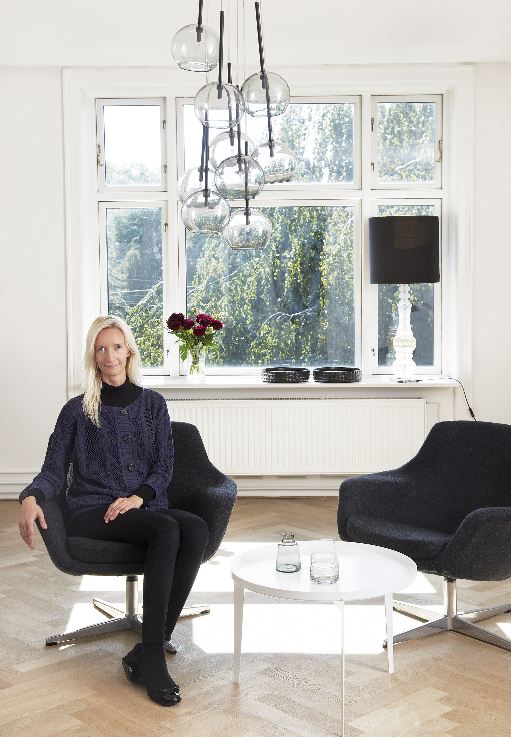 Lampe over sofa. interesting la lampe gras has been around since and ... Sofa lampe
