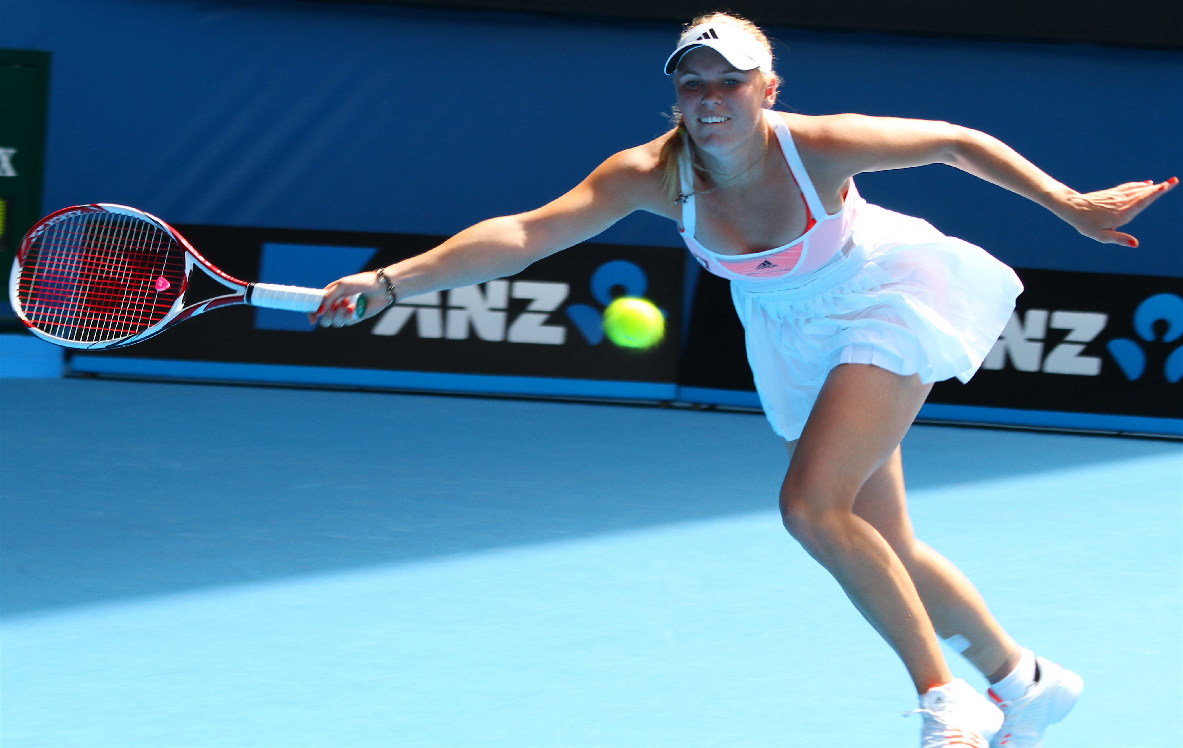 Caroline Wozniacki nøgen alle billederne fra Sports Illustrateds