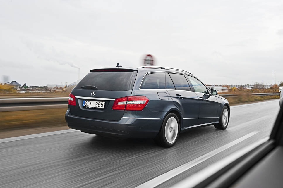 Mercedes-Benz E200 CDI T Mercedes-Benz E200 CDI T