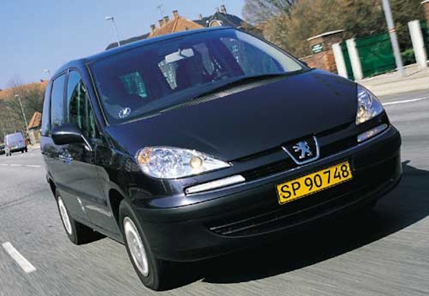 Biltest af Peugeot 807 2,2 HDi SR
